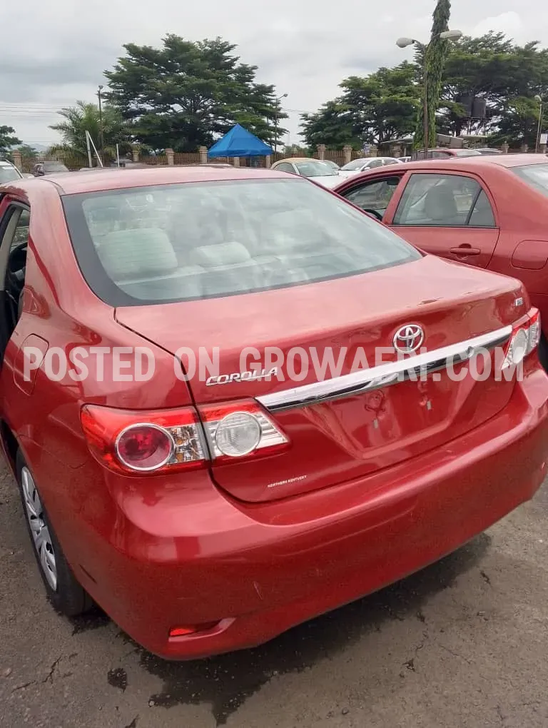 Toyota Corolla 2013 LE
