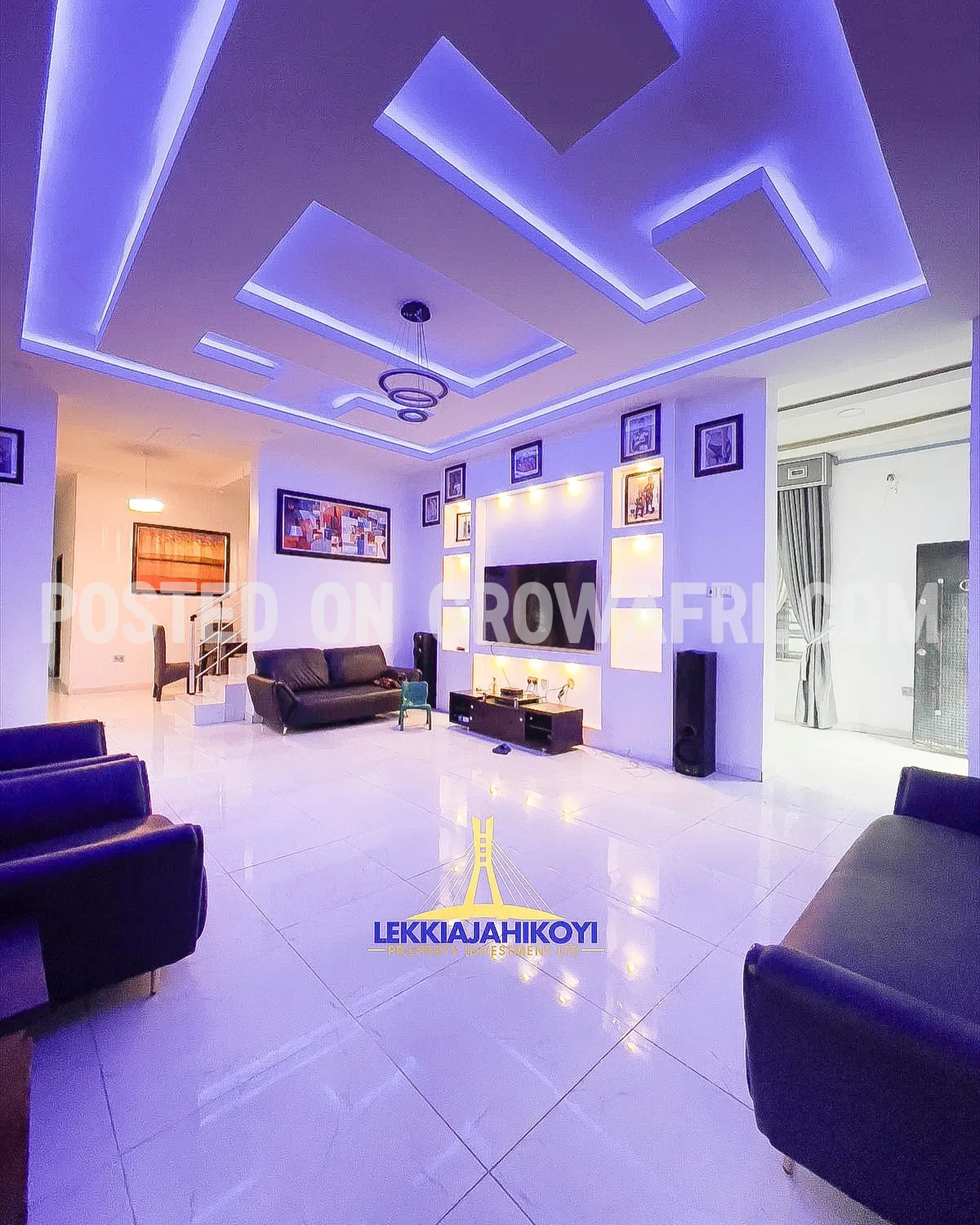 Tastefully built 5 bedroom fully detached duplex with en-suite bedrooms.