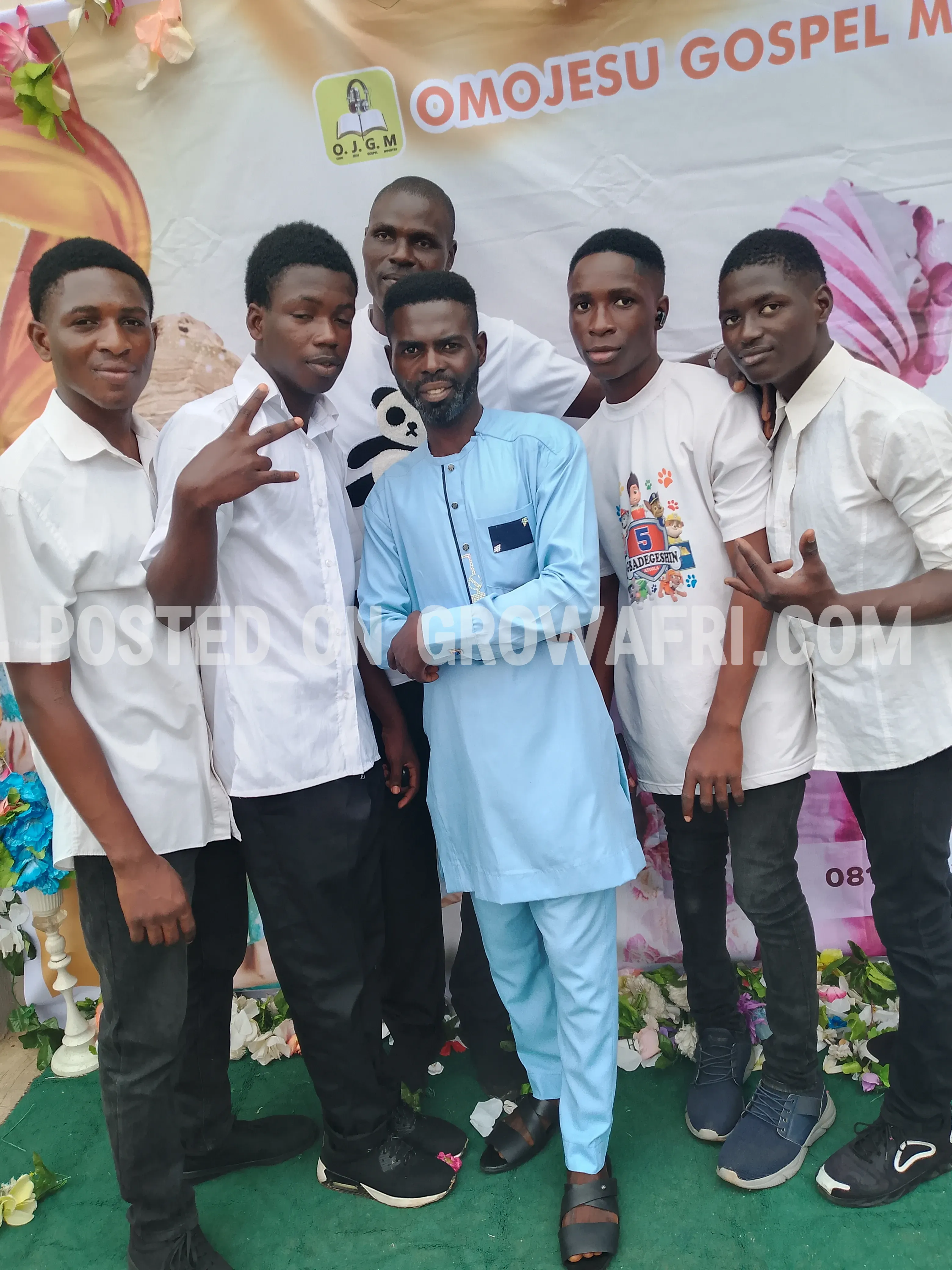 We are juju gospel musician 