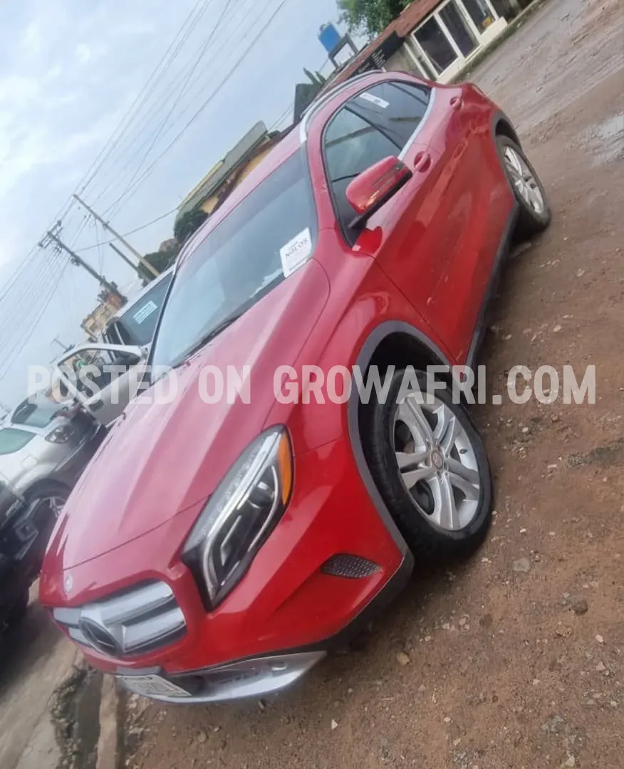 Registered Benz GLA250