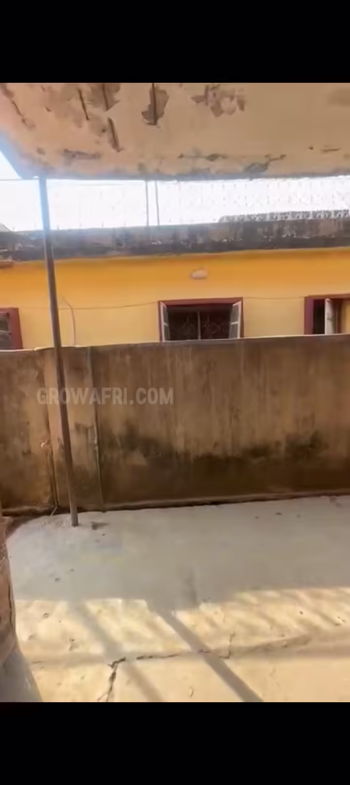 A BLOCK OF 4 FLATS ON A STOREY BUILDING AT AGUDA