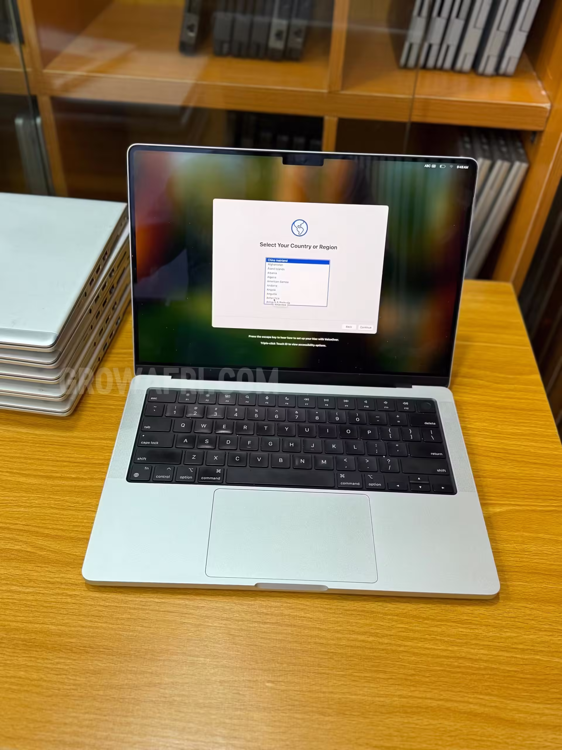 Foreign Used Macbook Pro 2023  M2Pro Chip 16gb Ram; 512gb SSD 14”