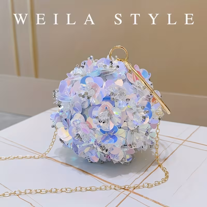 Elegant Floral Rhinestone Clutch - Fashionable Evening Purse for Women.