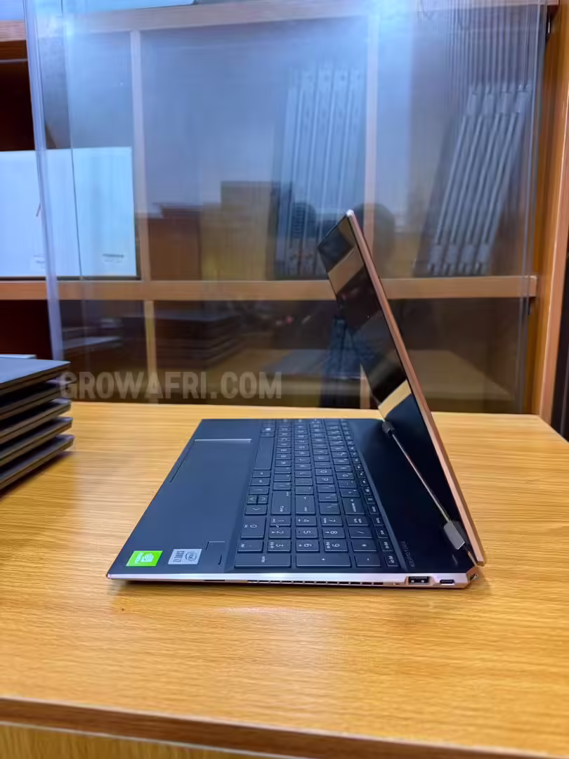 HP Spectre 15 X360  eb0xxx