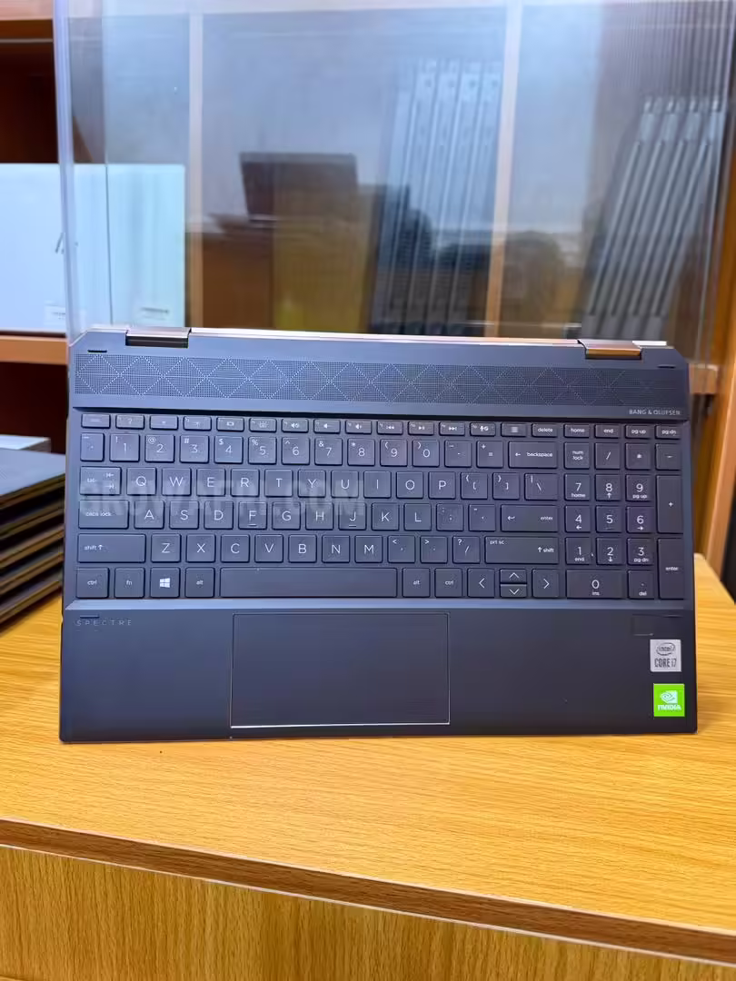 HP Spectre 15 X360  eb0xxx