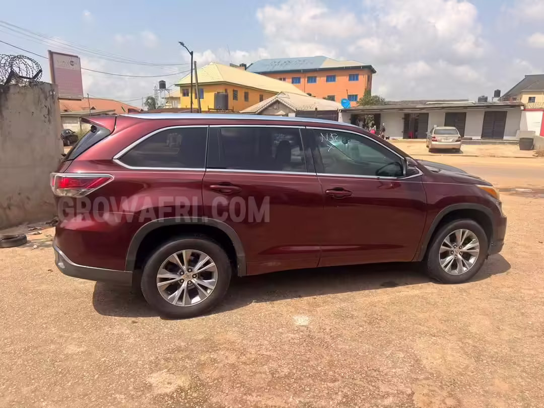 Toks 2015 Toyota Highlander